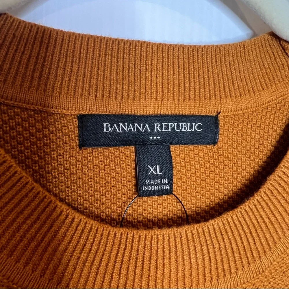 NWT BANANA REPUBLIC Waffle‎ Knit Textured Sweater in Golden Grass. Size XL
